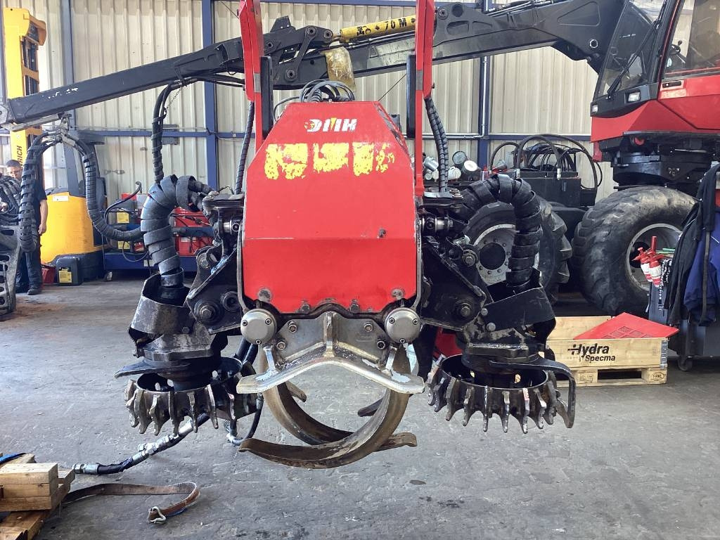 Komatsu C124 - Skördaraggregat: bild 1 Komatsu C124 - Skördaraggregat: bild 1