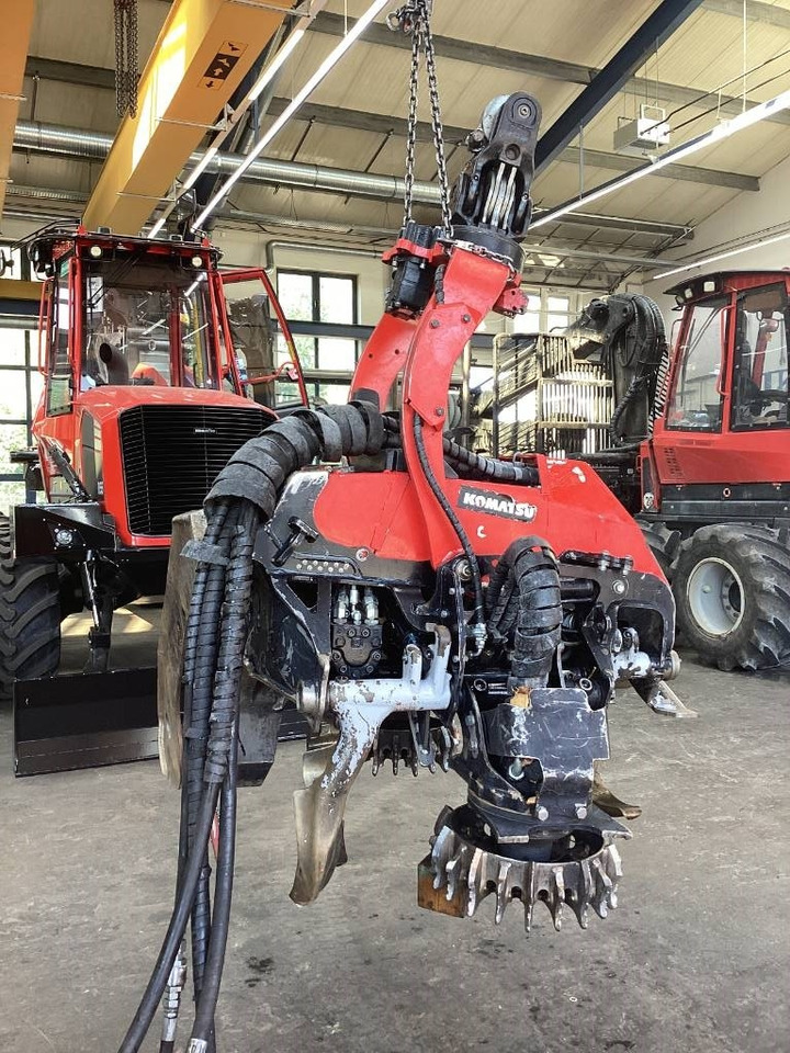 Komatsu C124 - Skördaraggregat: bild 5 Komatsu C124 - Skördaraggregat: bild 5