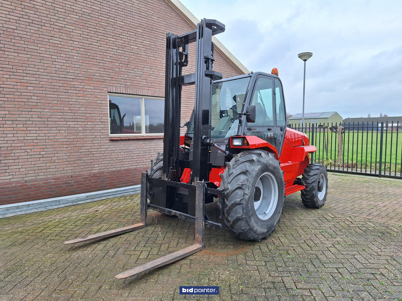 Manitou 30-4 4x4 - Dieseltruck: bild 1 Manitou 30-4 4x4 - Dieseltruck: bild 1