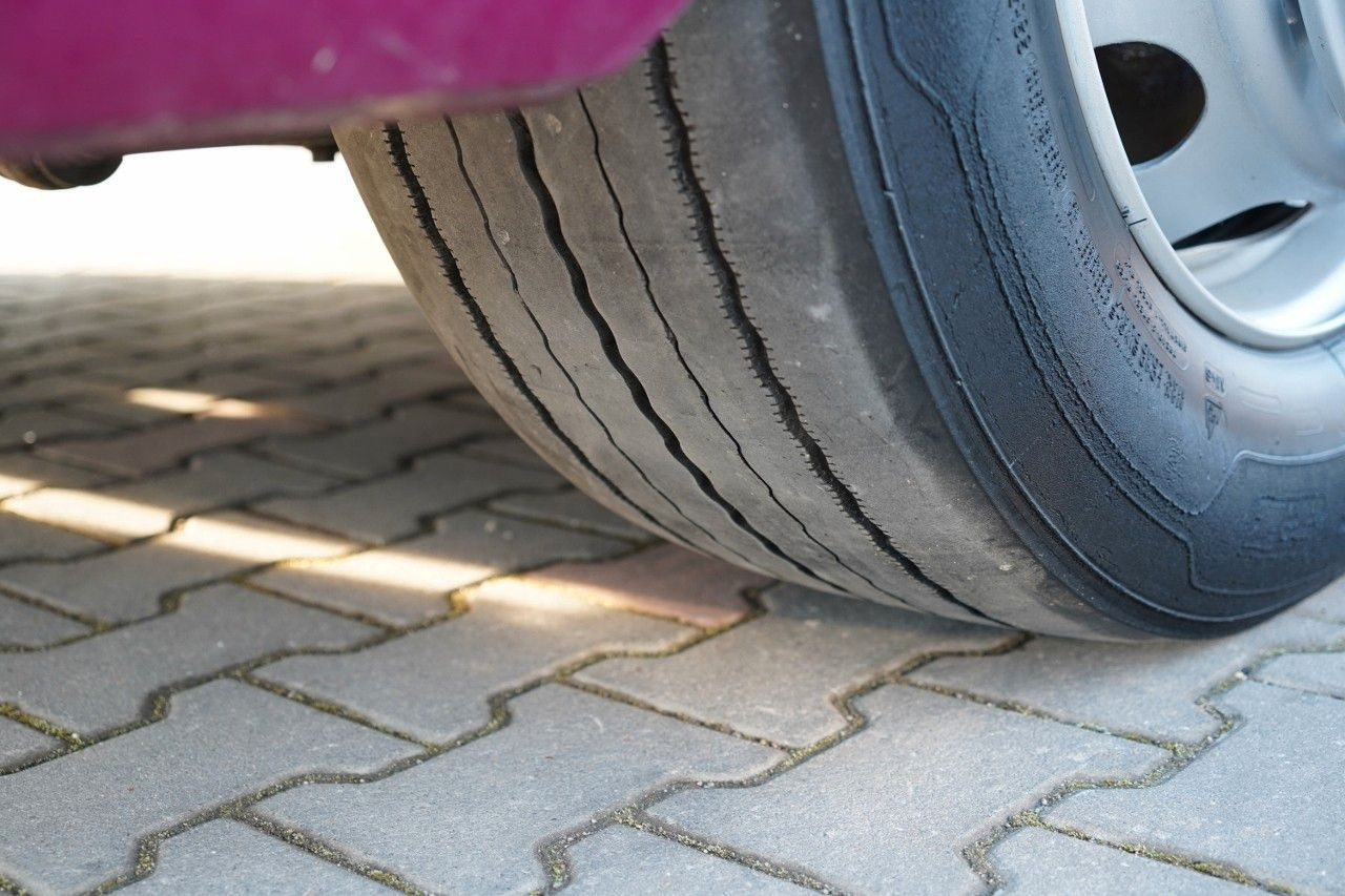 Lastbil med skåp DAF CF 450 / ZESTAW TANDEM / KONTENER / 120 M3 / PR: bild 25 Lastbil med skåp DAF CF 450 / ZESTAW TANDEM / KONTENER / 120 M3 / PR: bild 25