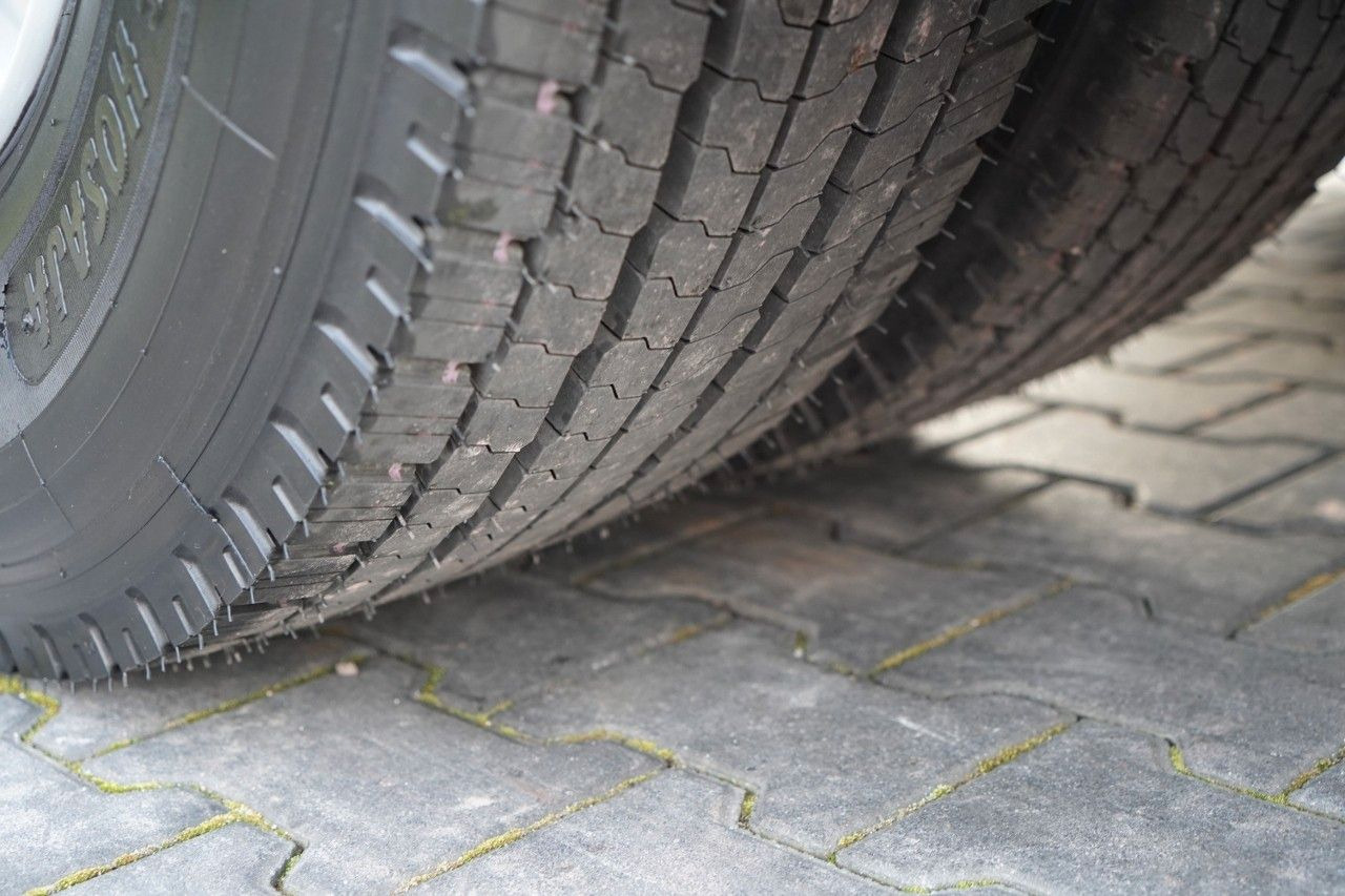 Dragbil DAF XF 480 / SPACE CAB / RETARDER / OPONY 100%: bild 20