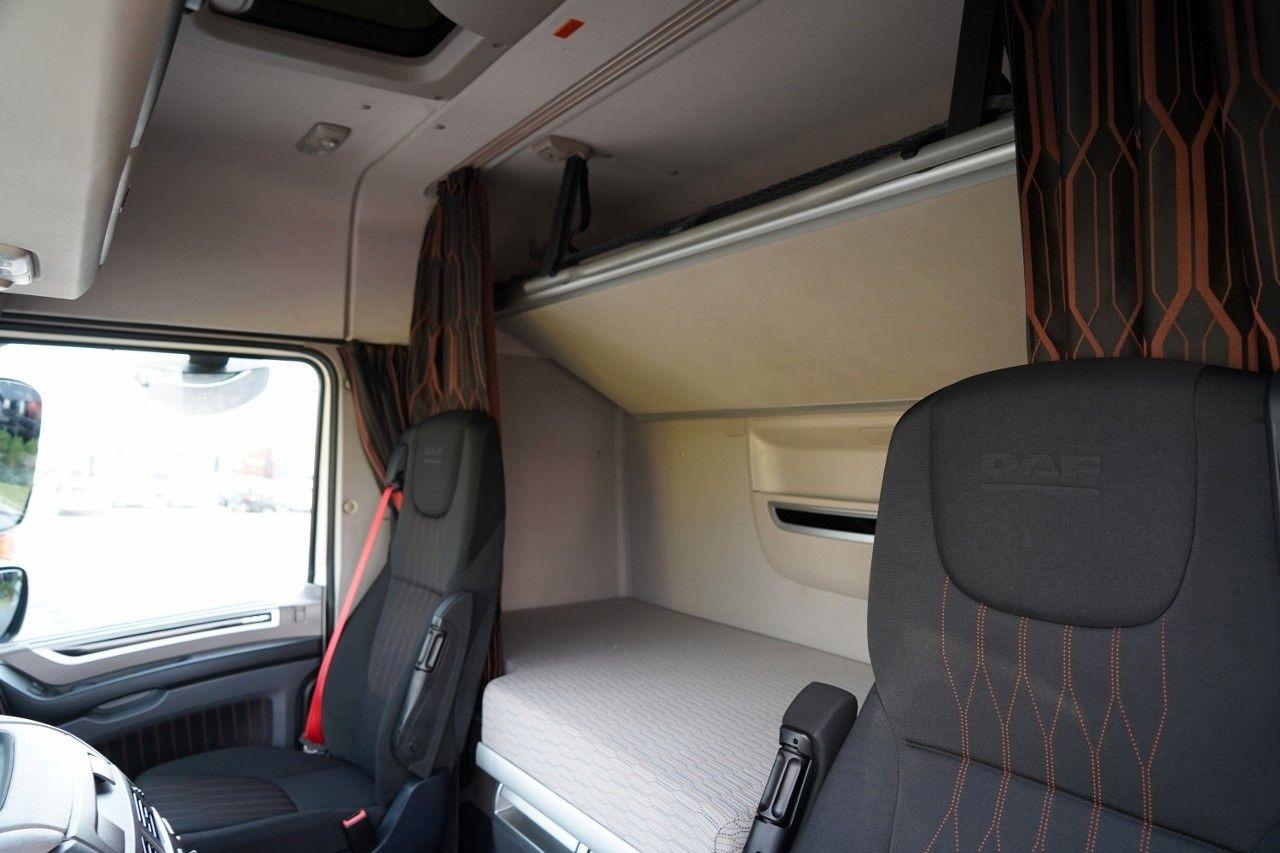 Dragbil DAF XF 480 / SPACE CAB / RETARDER / OPONY 100%: bild 25