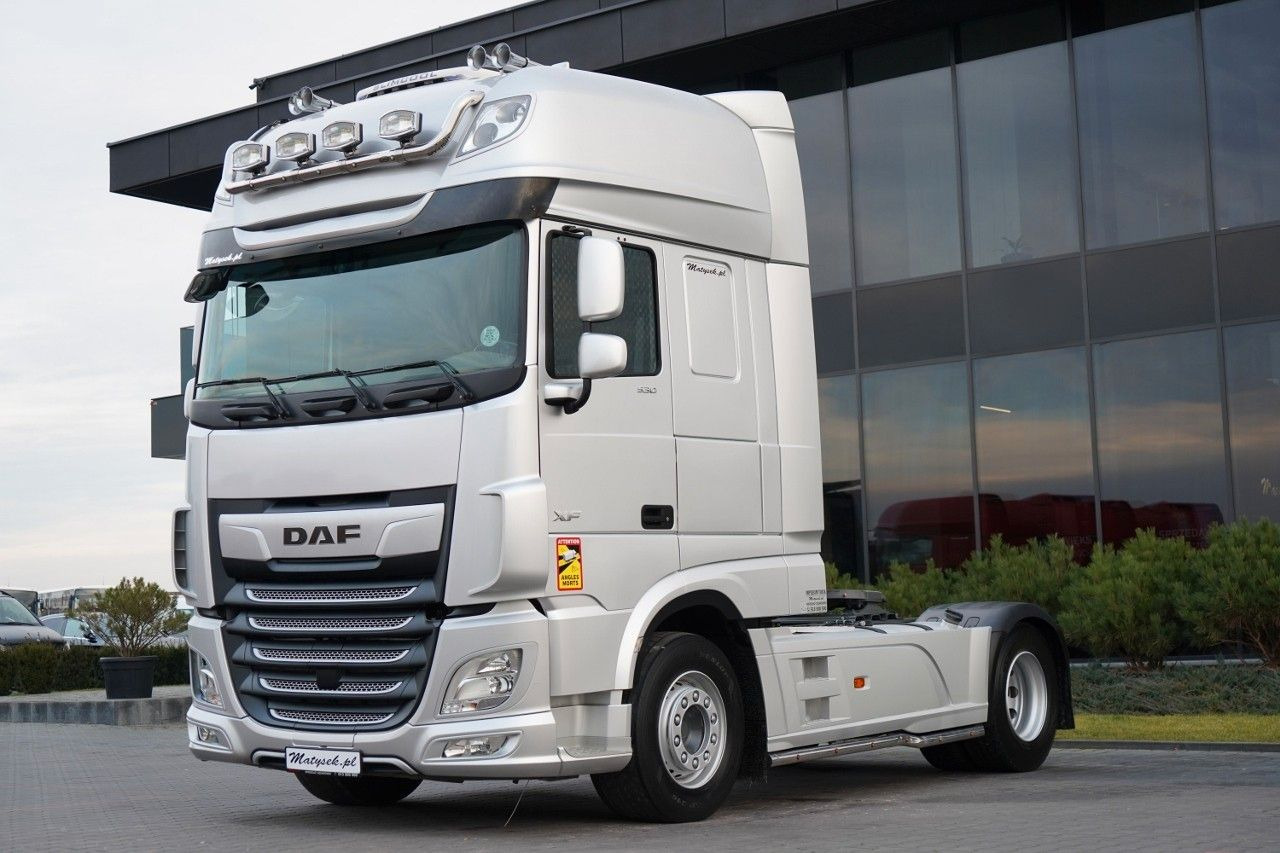 DAF XF 530 / I-PARK COOL / SUPER SPACE CAB / MIKROFL - Dragbil: bild 1 DAF XF 530 / I-PARK COOL / SUPER SPACE CAB / MIKROFL - Dragbil: bild 1