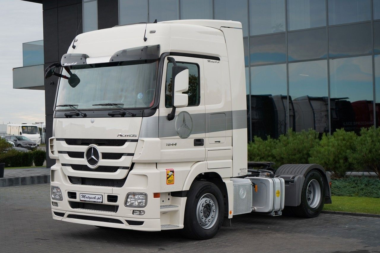 Mercedes-Benz ACTROS 1844 / HYDRAULIKA / 2010 / - Dragbil: bild 4 Mercedes-Benz ACTROS 1844 / HYDRAULIKA / 2010 / - Dragbil: bild 4