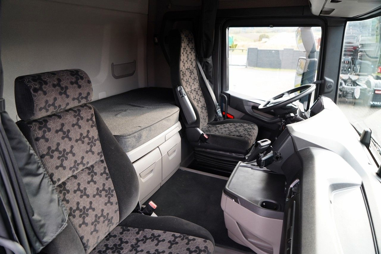 Dragbil Scania R 450 / RETARDER / PEŁNY ADR / I-PARK COOL / A: bild 37 Dragbil Scania R 450 / RETARDER / PEŁNY ADR / I-PARK COOL / A: bild 37