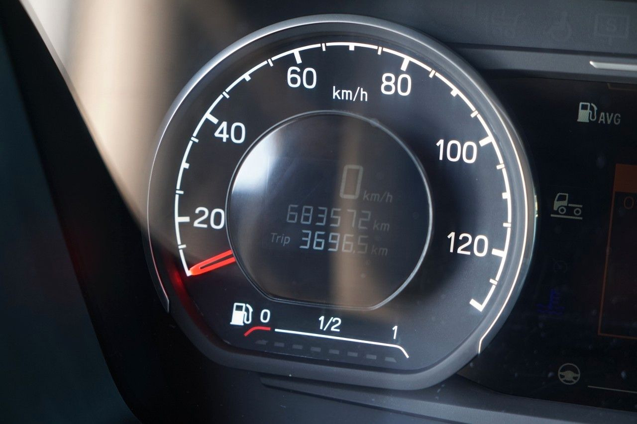 Dragbil Scania S 500 / RETARDER / FULL AIRMATIC / ALUFELGI /: bild 38 Dragbil Scania S 500 / RETARDER / FULL AIRMATIC / ALUFELGI /: bild 38