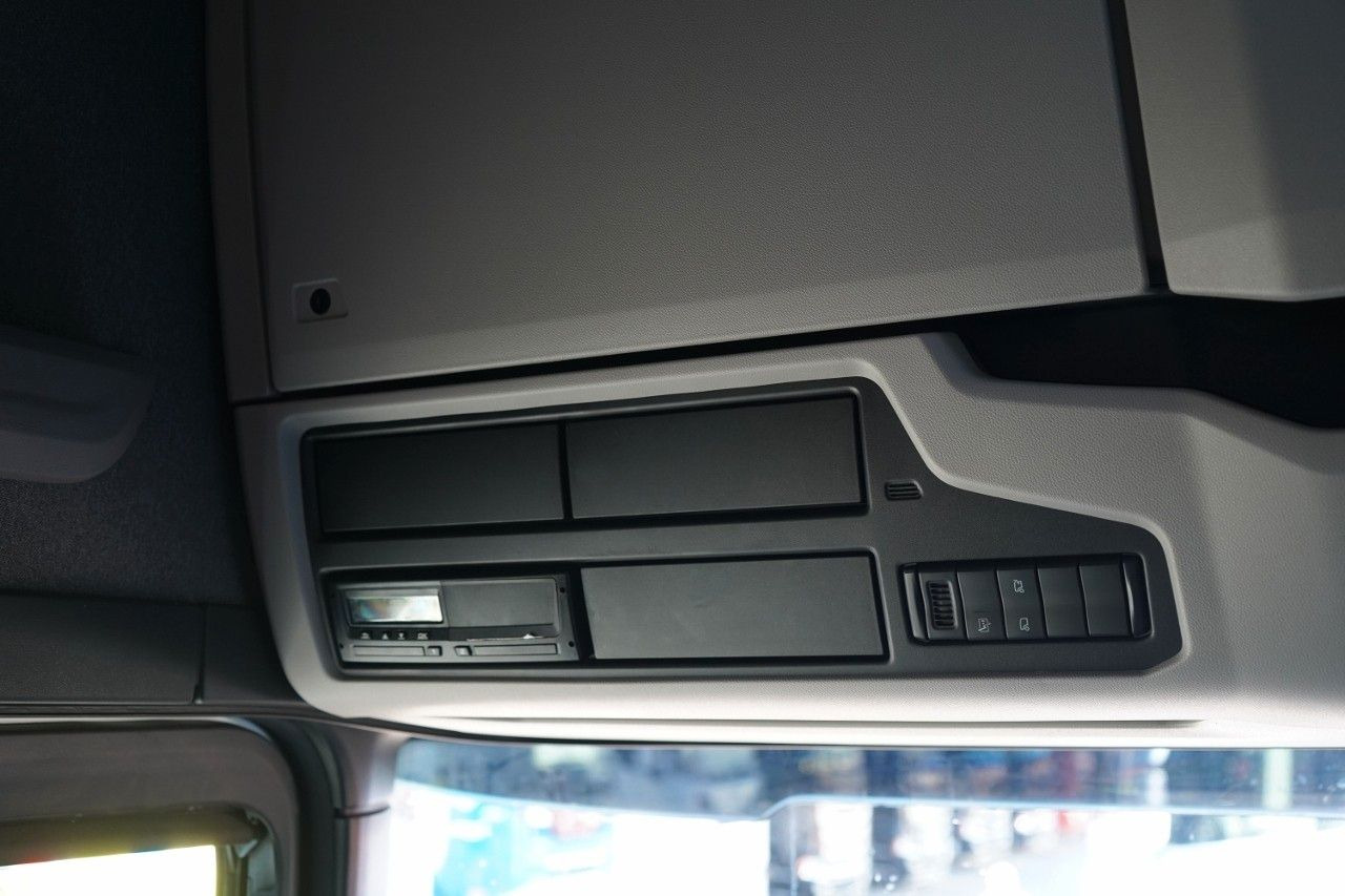 Dragbil Scania S 500 / RETARDER / FULL AIRMATIC / ALUFELGI /: bild 33 Dragbil Scania S 500 / RETARDER / FULL AIRMATIC / ALUFELGI /: bild 33