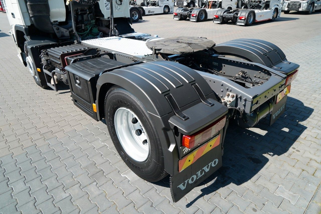 Dragbil Volvo FM 380 / PEŁNY ADR / NISKA KABINA / DZIENNA KABI: bild 10