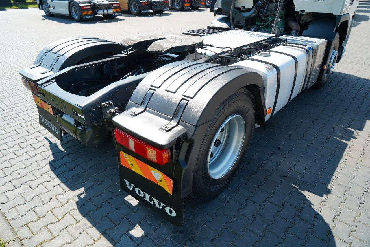 Dragbil Volvo FM 380 / PEŁNY ADR / NISKA KABINA / DZIENNA KABI: bild 11