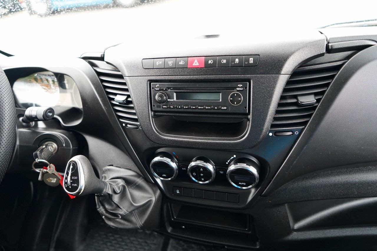 Kylbil Iveco DAILY / 35-130 / HI-MATIC / CHŁODNIA 3,5 M / AGR: bild 30 Kylbil Iveco DAILY / 35-130 / HI-MATIC / CHŁODNIA 3,5 M / AGR: bild 30