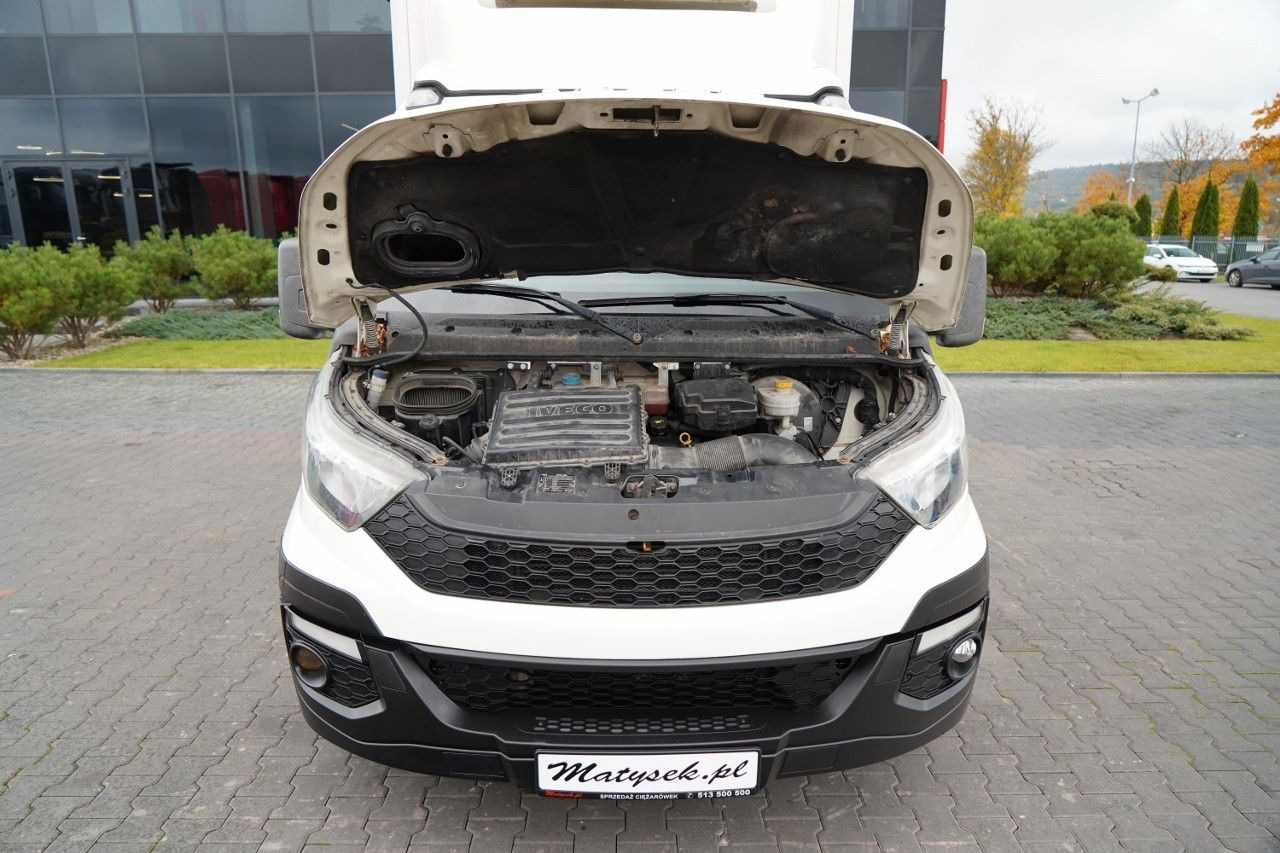 Kylbil Iveco DAILY / 35-130 / HI-MATIC / CHŁODNIA 3,5 M / AGR: bild 42 Kylbil Iveco DAILY / 35-130 / HI-MATIC / CHŁODNIA 3,5 M / AGR: bild 42