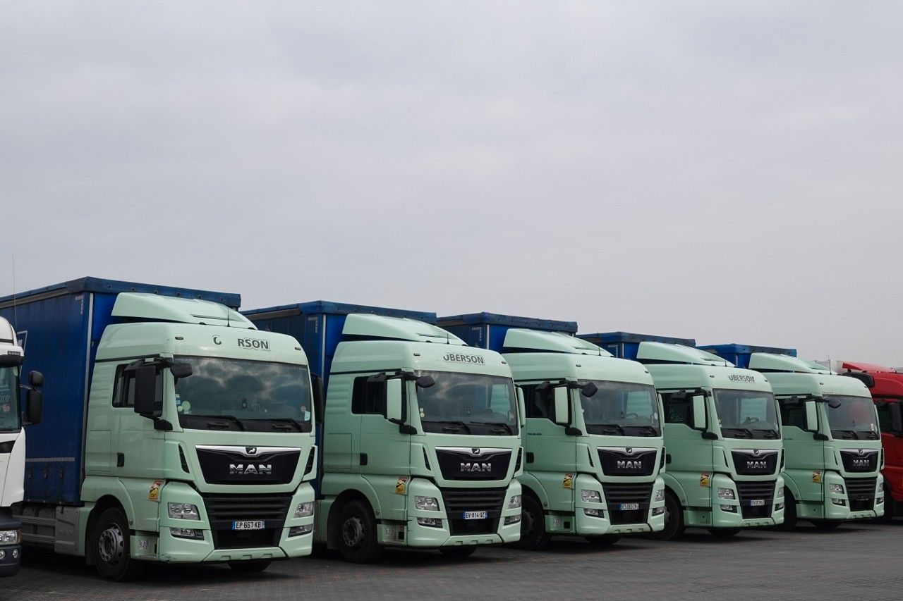 MAN TGX 26.460 / ZESTAW TANDEM PRZEJAZDOWY / 120 M3 - Kapellbil: bild 3 MAN TGX 26.460 / ZESTAW TANDEM PRZEJAZDOWY / 120 M3 - Kapellbil: bild 3