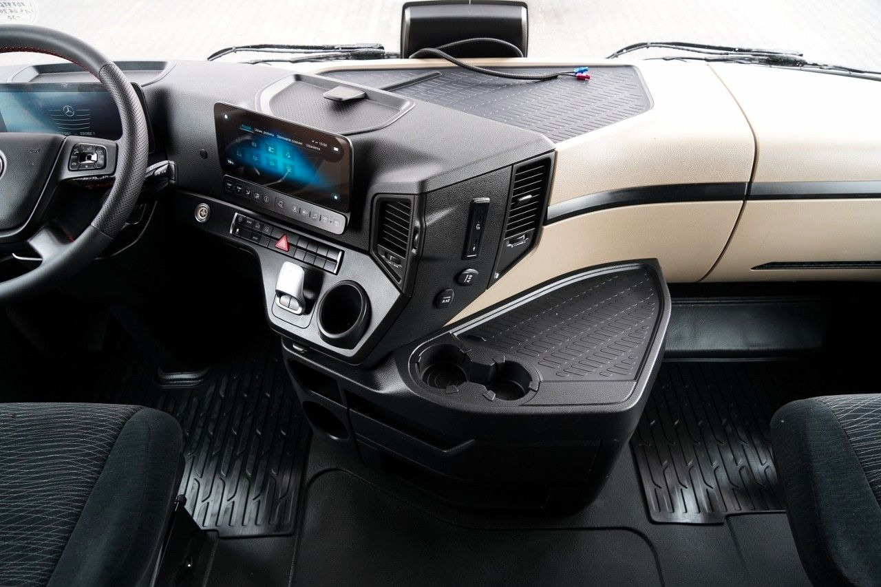 Kapellbil Mercedes-Benz ACTROS 2545 / ZESTAW TANDEM 120 M3 / PRZEJAZDOWY: bild 40 Kapellbil Mercedes-Benz ACTROS 2545 / ZESTAW TANDEM 120 M3 / PRZEJAZDOWY: bild 40