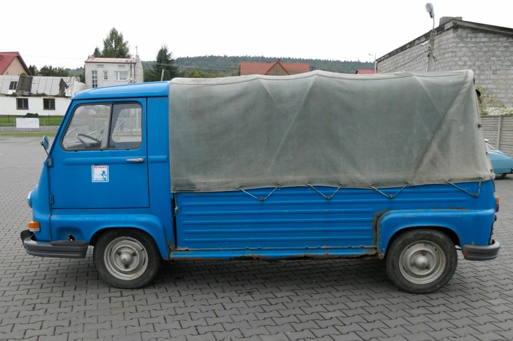 Renault R 21 ESTAFETTE 1000 / OLDTIMER Renault R 21 ESTAFETTE 1000 / OLDTIMER - Minibuss, Persontransport: bild 5 Renault R 21 ESTAFETTE 1000 / OLDTIMER Renault R 21 ESTAFETTE 1000 / OLDTIMER - Minibuss, Persontransport: bild 5