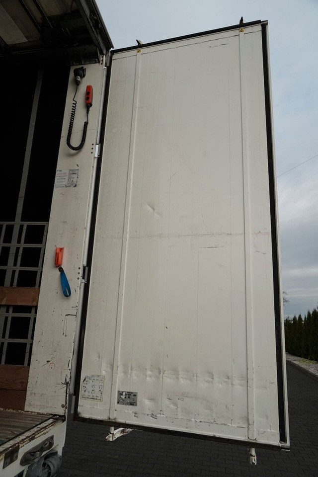 Kapellbil Renault T 440 / 6X2 / SOLÓWKA / FIRANKA 9.5 M / I-PARK C: bild 20