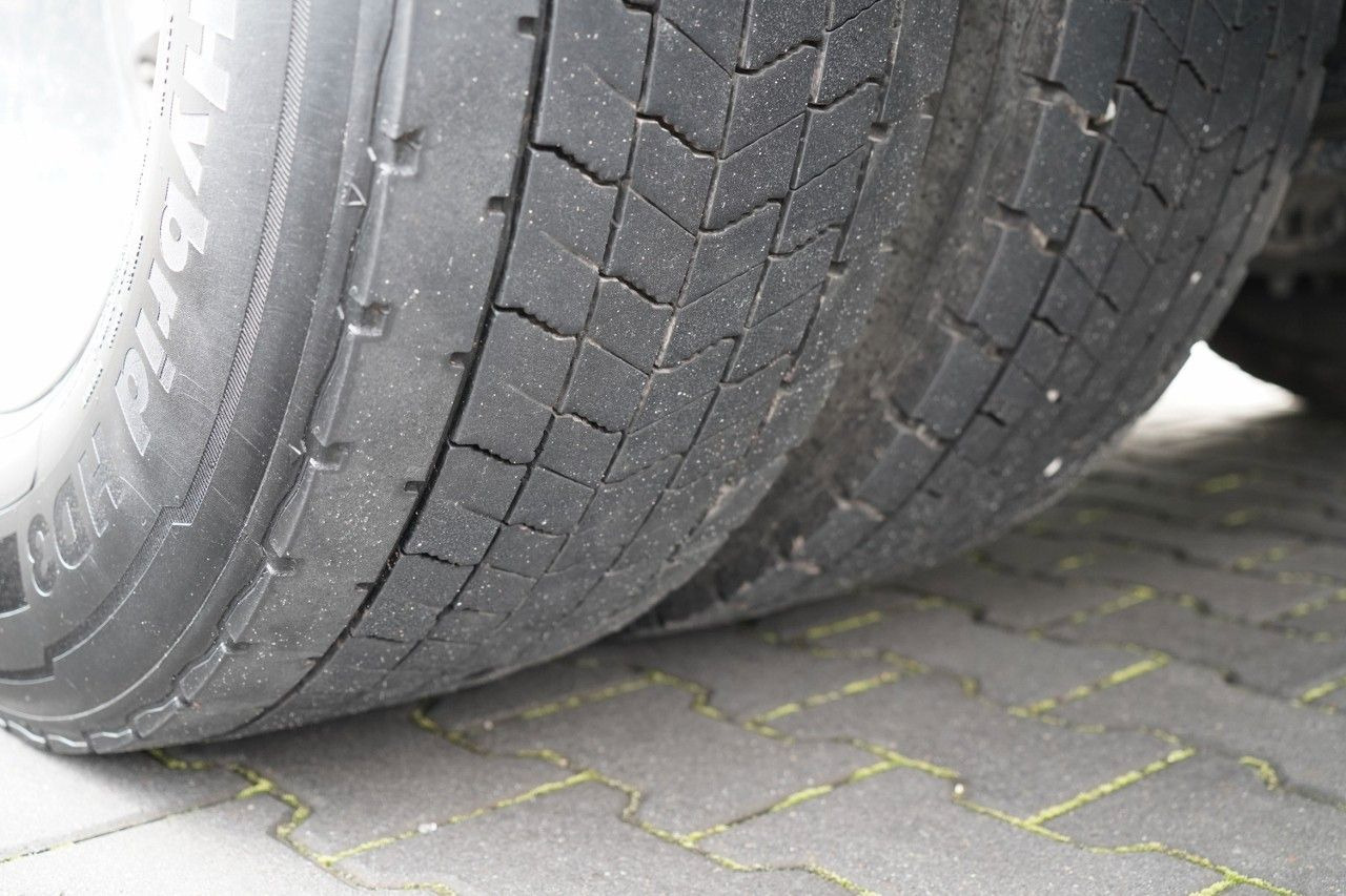 Kapellbil Renault T 440 / 6X2 / SOLÓWKA / FIRANKA 9.5 M / I-PARK C: bild 29