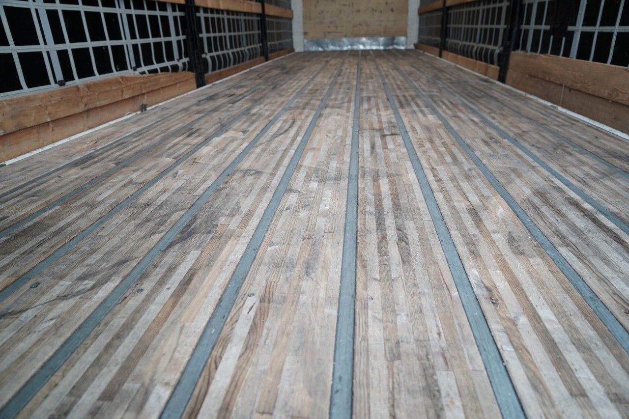 Kapellbil Renault T 440 / 6X2 / SOLÓWKA / FIRANKA 9.5 M / I-PARK C: bild 24