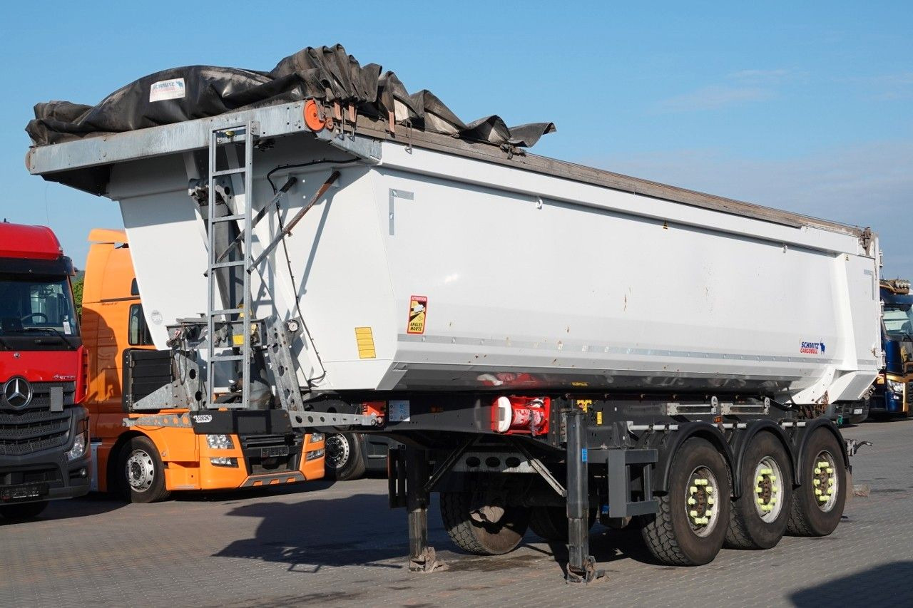 Schmitz Cargobull WYWROTKA 30 m3 / STALOWA / RYNNA WANNA HP / OŚ P - Tippbil semitrailer: bild 2 Schmitz Cargobull WYWROTKA 30 m3 / STALOWA / RYNNA WANNA HP / OŚ P - Tippbil semitrailer: bild 2