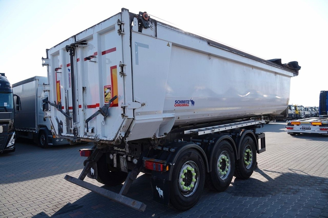 Schmitz Cargobull WYWROTKA 30 m3 / STALOWA / RYNNA WANNA HP / OŚ P - Tippbil semitrailer: bild 5 Schmitz Cargobull WYWROTKA 30 m3 / STALOWA / RYNNA WANNA HP / OŚ P - Tippbil semitrailer: bild 5