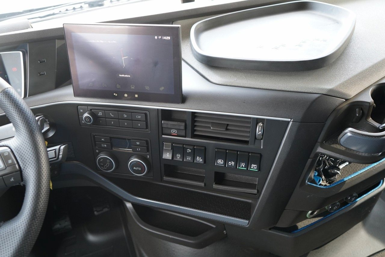 Kapellbil Volvo FH 460 / SOLÓWKA / 6X2 / I-SAVE /: bild 32 Kapellbil Volvo FH 460 / SOLÓWKA / 6X2 / I-SAVE /: bild 32