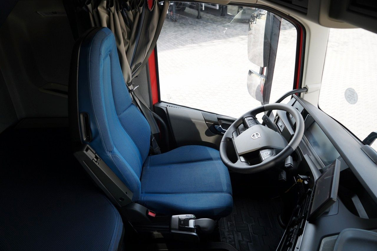 Kapellbil Volvo FH 460 / SOLÓWKA / 6X2 / I-SAVE /: bild 30 Kapellbil Volvo FH 460 / SOLÓWKA / 6X2 / I-SAVE /: bild 30