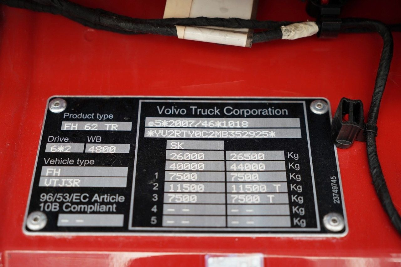 Kapellbil Volvo FH 460 / SOLÓWKA / 6X2 / I-SAVE /: bild 40 Kapellbil Volvo FH 460 / SOLÓWKA / 6X2 / I-SAVE /: bild 40