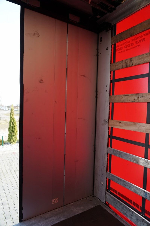 Kapellbil Volvo FH 460 / SOLÓWKA / 6X2 / I-SAVE /: bild 25 Kapellbil Volvo FH 460 / SOLÓWKA / 6X2 / I-SAVE /: bild 25