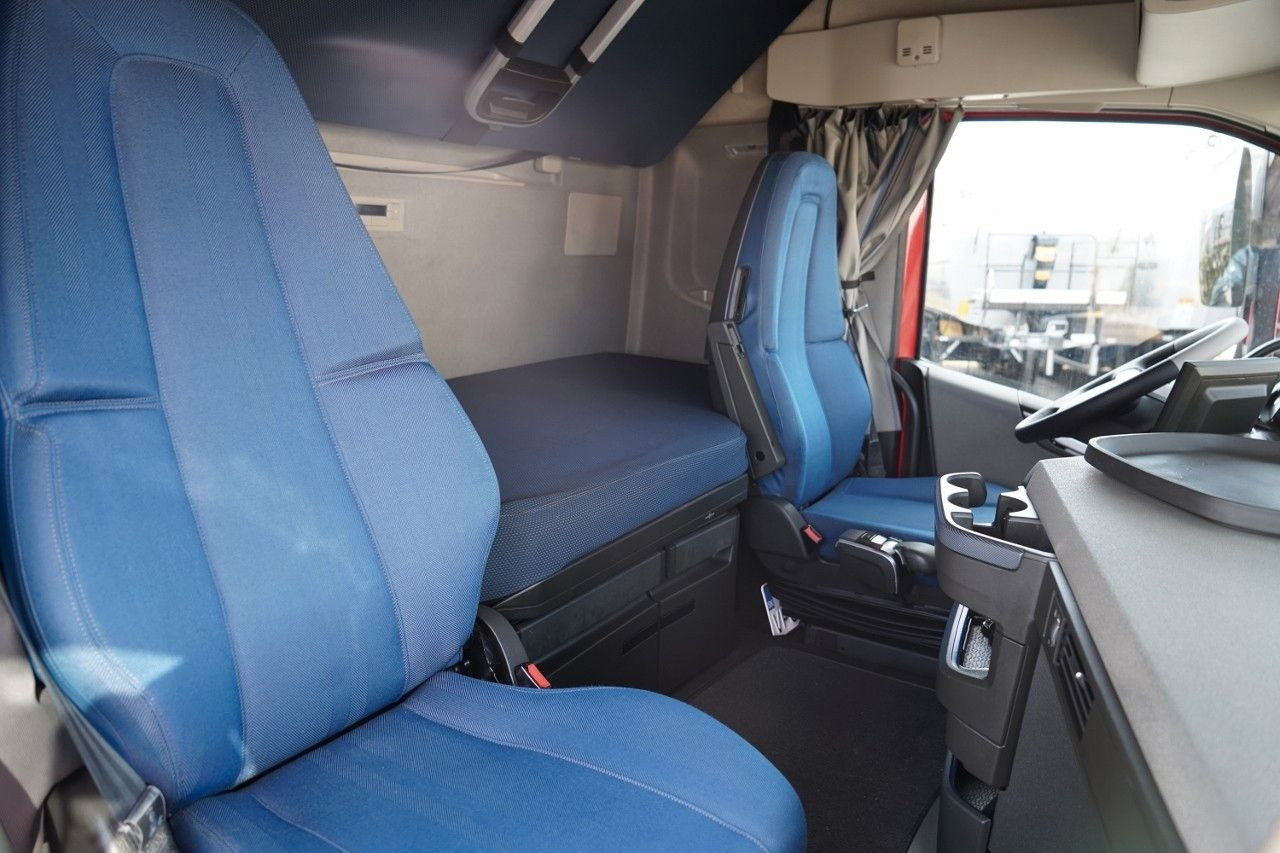 Kapellbil Volvo FH 460 / SOLÓWKA / 6X2 / I-SAVE /: bild 37 Kapellbil Volvo FH 460 / SOLÓWKA / 6X2 / I-SAVE /: bild 37