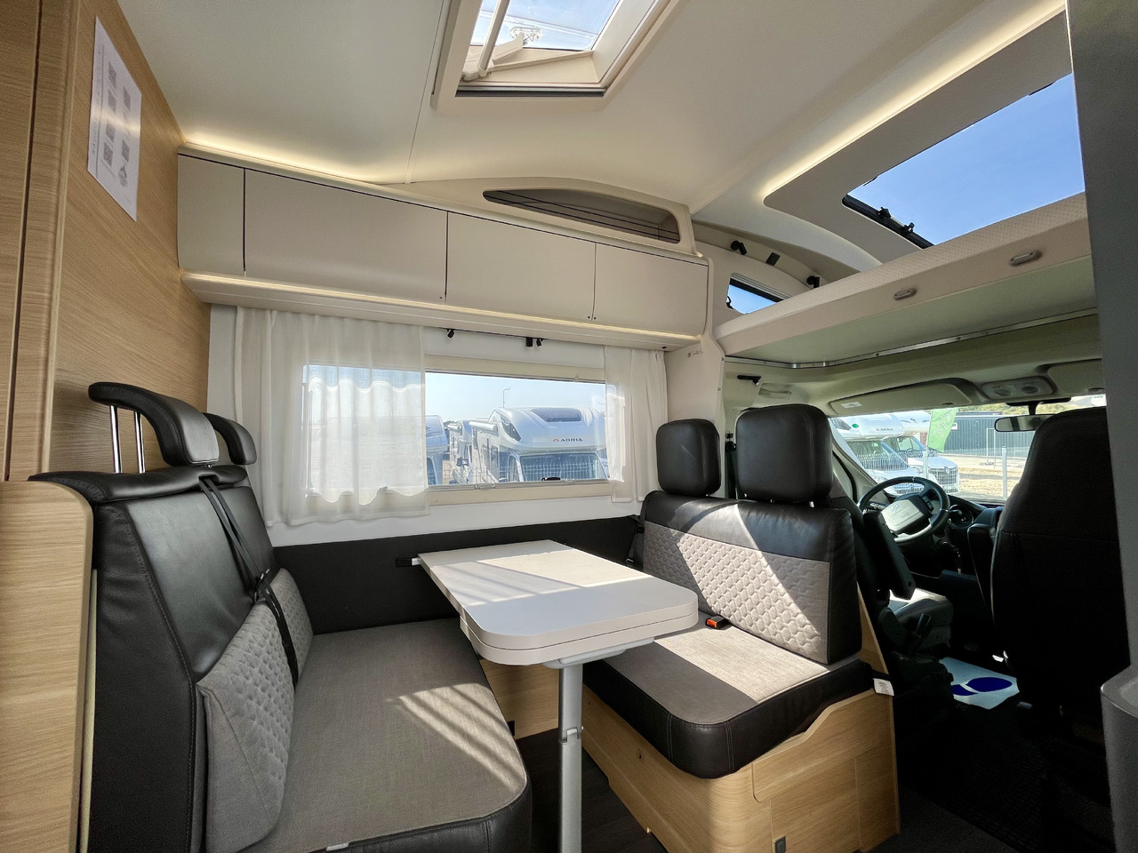 ADRIA - Alkovbil: bild 5 ADRIA - Alkovbil: bild 5