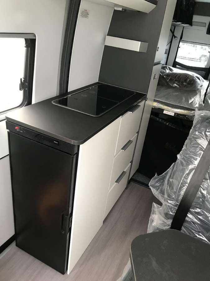 ADRIA Twin Sport 640 SG - Campingbil: bild 4 ADRIA Twin Sport 640 SG - Campingbil: bild 4