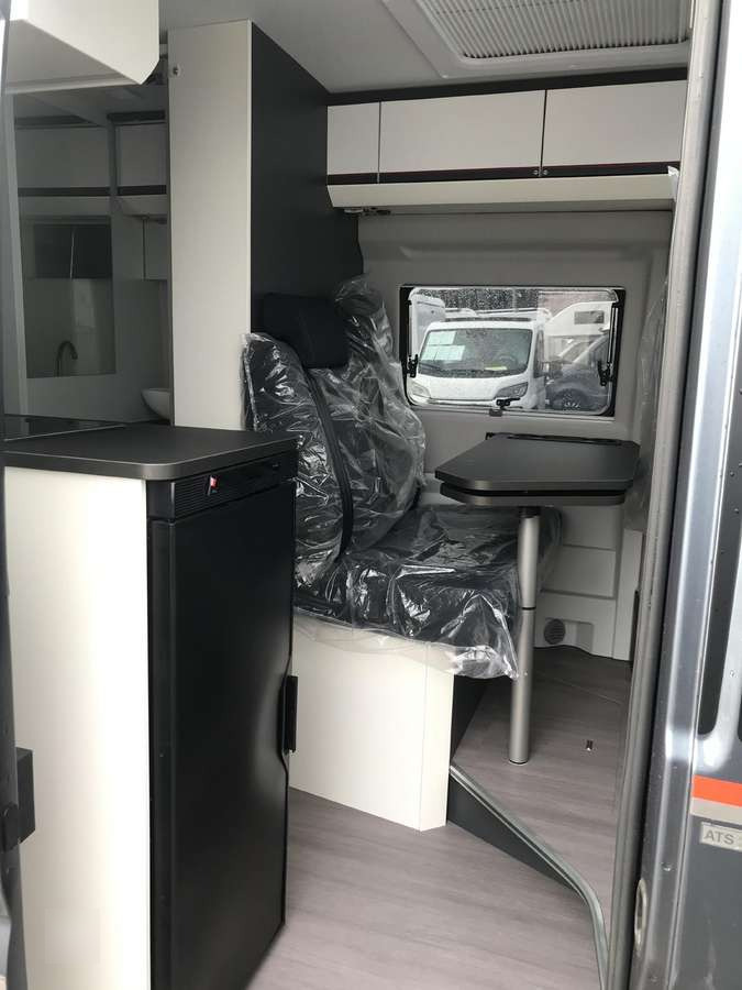 ADRIA Twin Sport 640 SG - Campingbil: bild 5 ADRIA Twin Sport 640 SG - Campingbil: bild 5