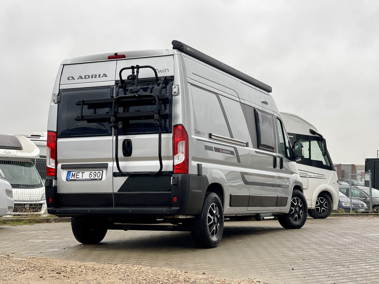 ADRIA Twin axess 600SP Family - Campingbil: bild 4 ADRIA Twin axess 600SP Family - Campingbil: bild 4