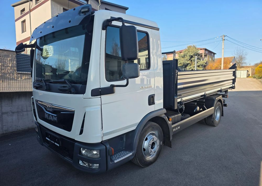MAN TGL 12.250 /12.220 / ATEGO/ WYWROTKA / 2016 / NOWA ZABUDOWA - Tippbil lastbil: bild 1 MAN TGL 12.250 /12.220 / ATEGO/ WYWROTKA / 2016 / NOWA ZABUDOWA - Tippbil lastbil: bild 1