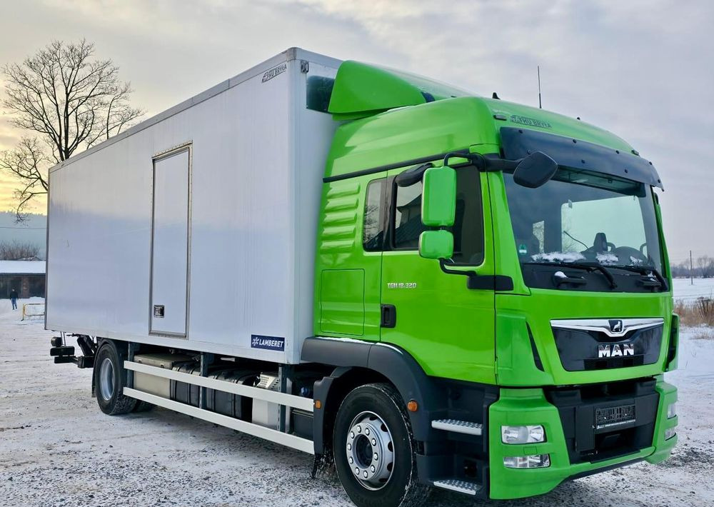 MAN TGM 18.320 / 18.290 / 15.290 / IZOTERMA / WINDA / 19PALET / E6 / 08.2018 / LIFT / SPROWADZONY / AUTOMAT / SYPIALKA / PIERWSZY WŁAŚCICIEL / BOCZNE DRZWI / STAN BARDZO DOBRY - Kylbil lastbil: bild 1 MAN TGM 18.320 / 18.290 / 15.290 / IZOTERMA / WINDA / 19PALET / E6 / 08.2018 / LIFT / SPROWADZONY / AUTOMAT / SYPIALKA / PIERWSZY WŁAŚCICIEL / BOCZNE DRZWI / STAN BARDZO DOBRY - Kylbil lastbil: bild 1