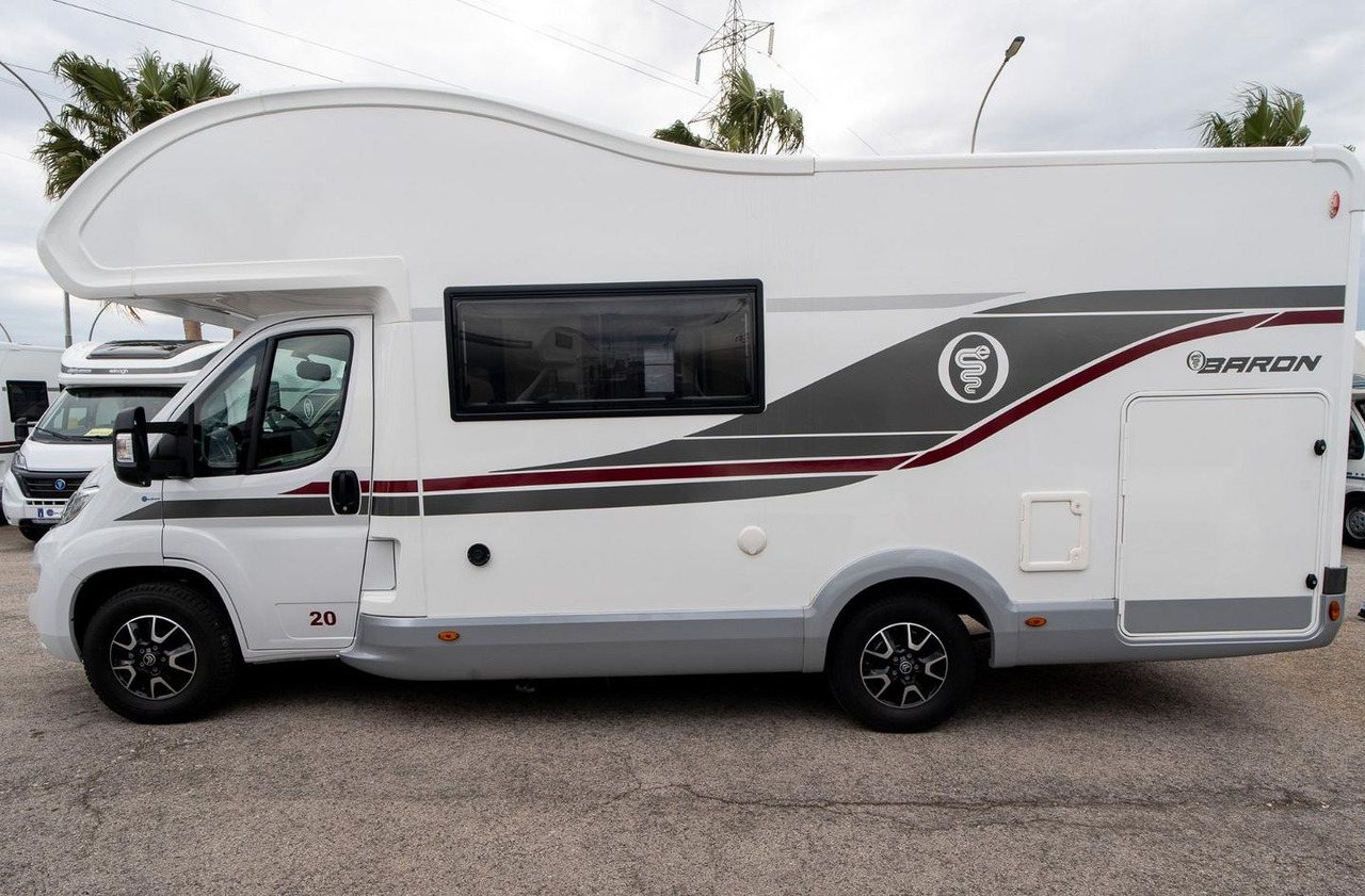 Elnagh baron 20 - Alkovbil: bild 2 Elnagh baron 20 - Alkovbil: bild 2