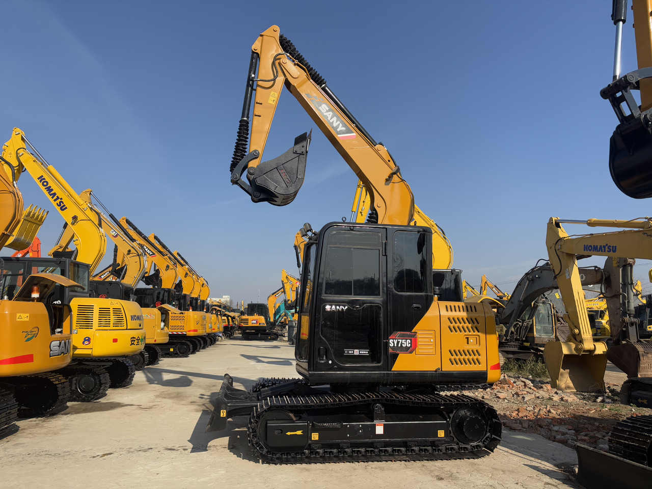 SANY SAY75 - Minigrävmaskin: bild 1 SANY SAY75 - Minigrävmaskin: bild 1