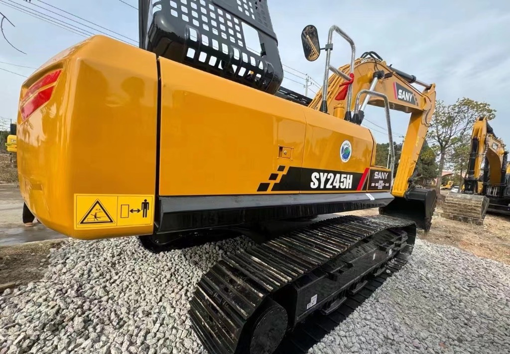 Sany SY 245 Sany245 Sany215 135 245 265 305 335 365 - Bandgrävare: bild 3 Sany SY 245 Sany245 Sany215 135 245 265 305 335 365 - Bandgrävare: bild 3