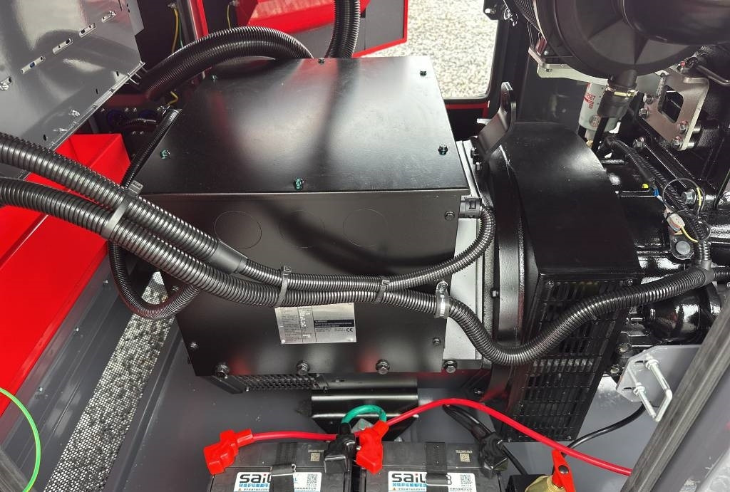 Ashita LG110 - Elgenerator: bild 3 Ashita LG110 - Elgenerator: bild 3