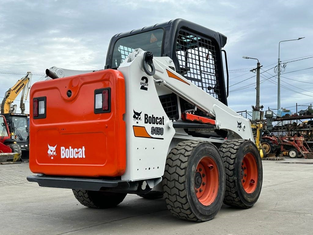 Bobcat S 450 - Kompaktlastare/ Slirstyrda lastare: bild 4 Bobcat S 450 - Kompaktlastare/ Slirstyrda lastare: bild 4