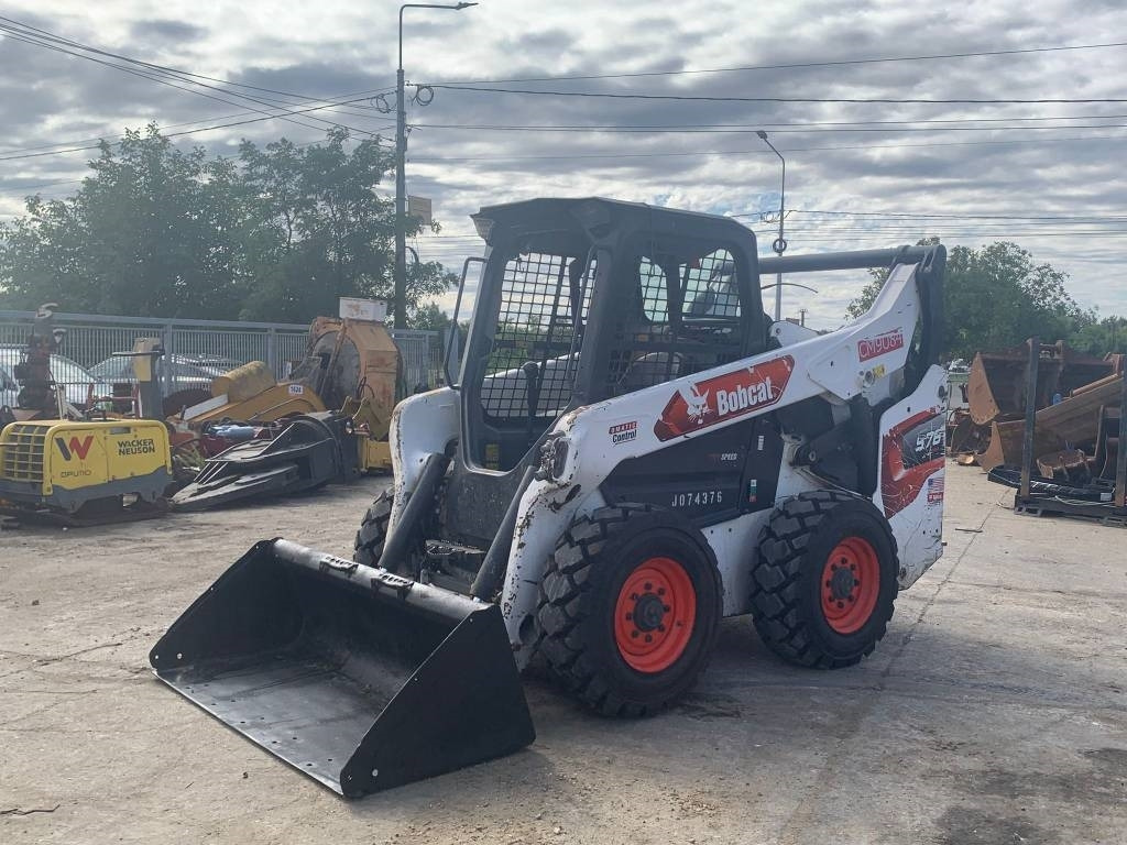 Bobcat S 76 - Kompaktlastare/ Slirstyrda lastare: bild 4 Bobcat S 76 - Kompaktlastare/ Slirstyrda lastare: bild 4