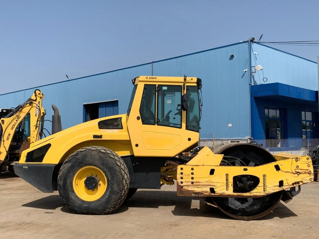 Bomag BW 219 D H-4 - Kompaktor: bild 2 Bomag BW 219 D H-4 - Kompaktor: bild 2