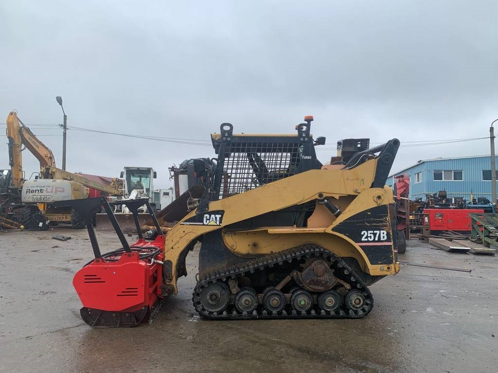 CAT 257 B - Kompaktlastare/ Slirstyrda lastare: bild 3 CAT 257 B - Kompaktlastare/ Slirstyrda lastare: bild 3