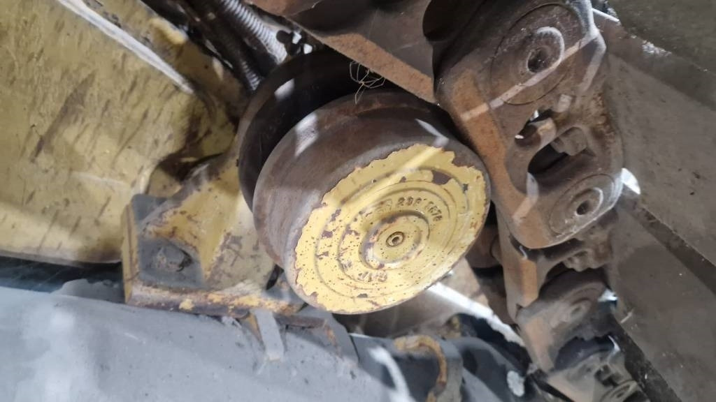 CAT D5 FOR PARTS - Bulldozer: bild 3 CAT D5 FOR PARTS - Bulldozer: bild 3