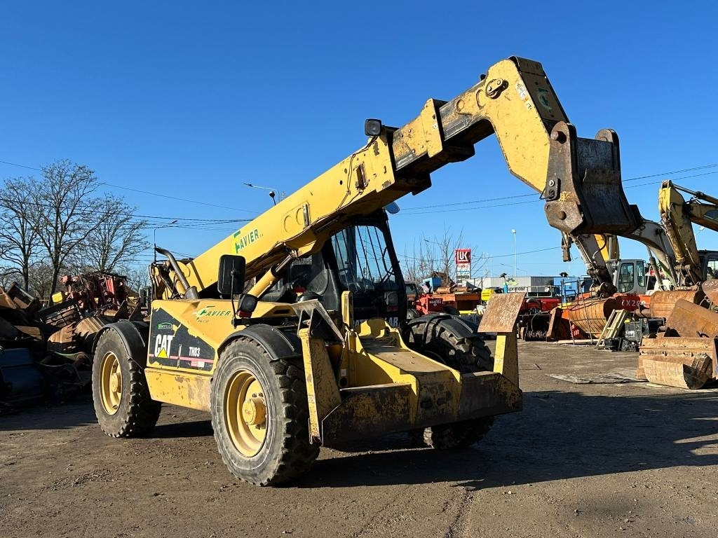 CAT TH 83 - Teleskoplastar: bild 5 CAT TH 83 - Teleskoplastar: bild 5