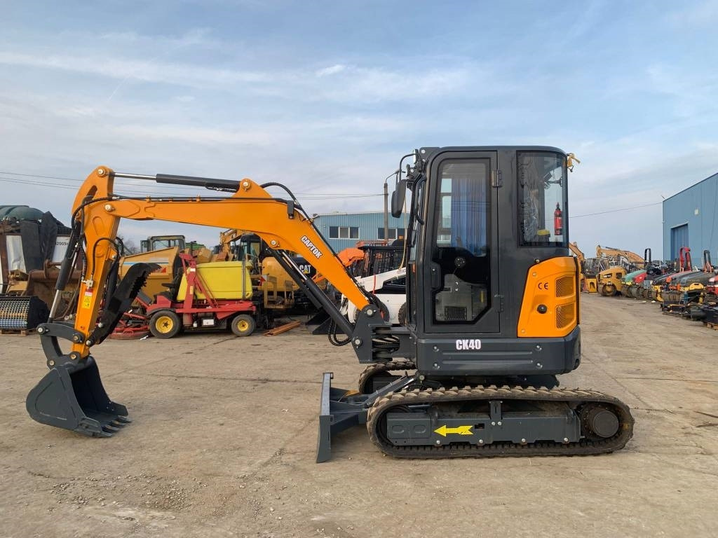 Captok 40 NEW - Minigrävmaskin: bild 2 Captok 40 NEW - Minigrävmaskin: bild 2