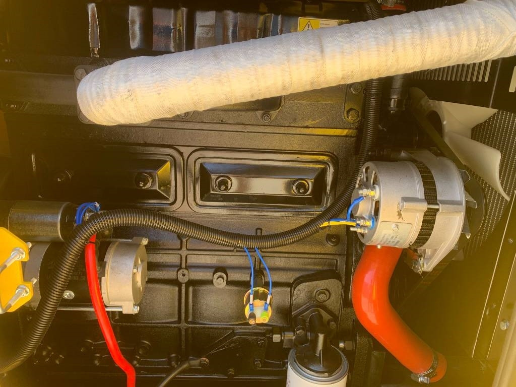 Compal VG-R30 - Elgenerator: bild 5 Compal VG-R30 - Elgenerator: bild 5