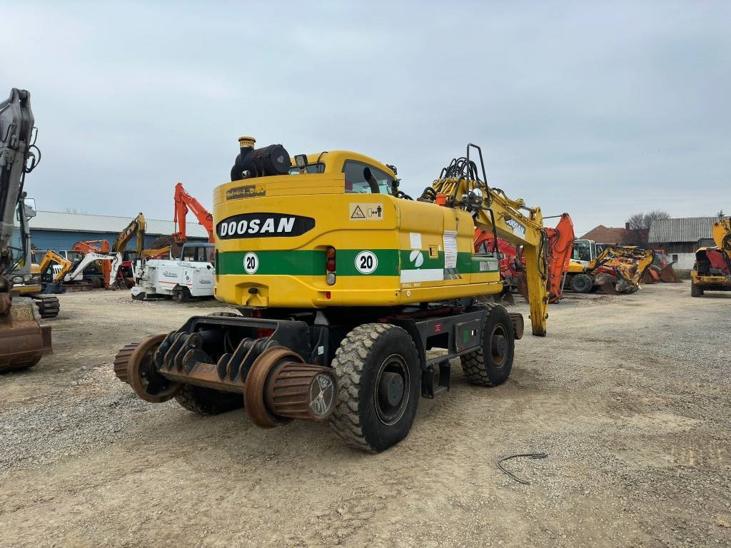 Doosan DX 160 WR - Grävmaskin på däck: bild 5 Doosan DX 160 WR - Grävmaskin på däck: bild 5