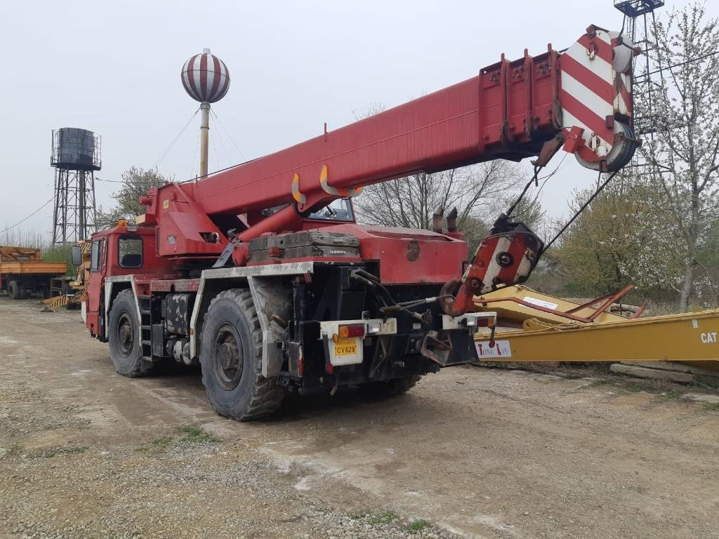 Faun RTF30 - Allterrängkran: bild 5 Faun RTF30 - Allterrängkran: bild 5