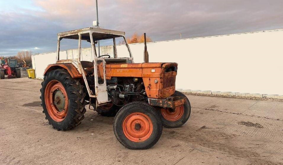Fiat 670 - Traktor: bild 1 Fiat 670 - Traktor: bild 1