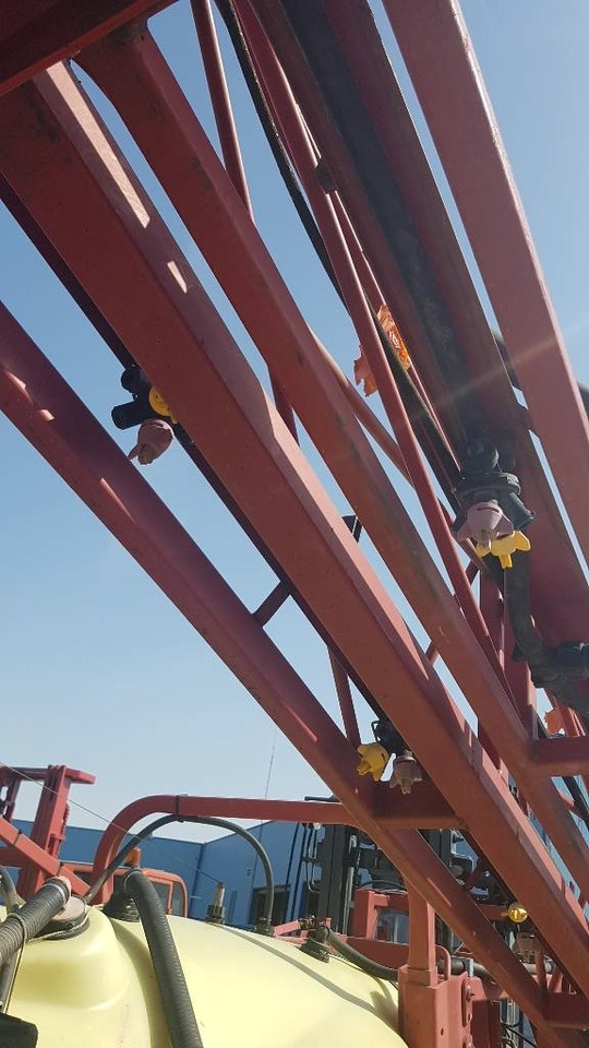 Hardi Commander 2200 - Bogserad spruta: bild 5 Hardi Commander 2200 - Bogserad spruta: bild 5